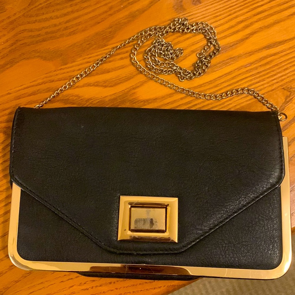 Urban Expressions Crossbody Clutch with Gold Chain - black
